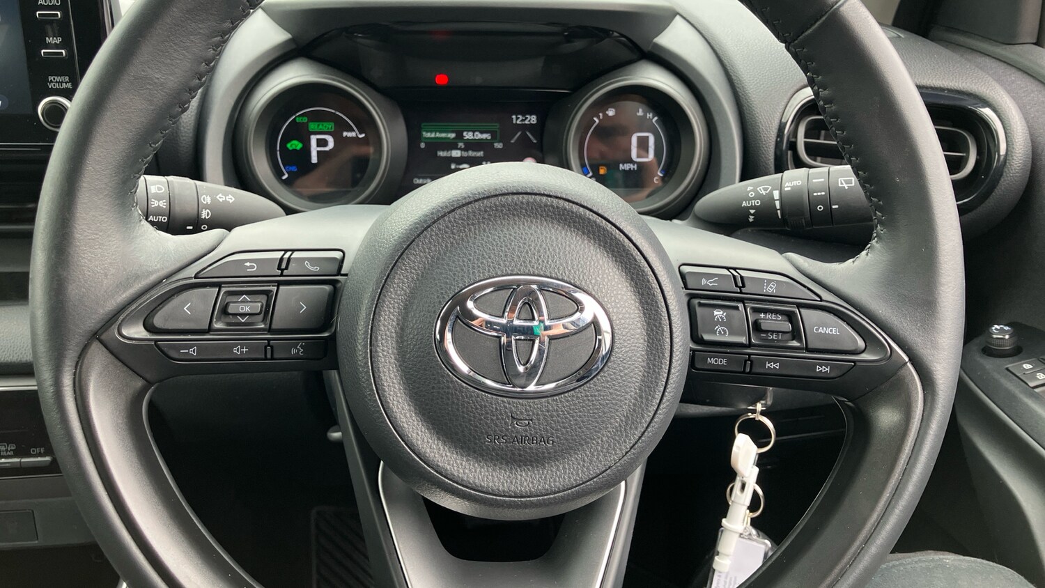Used Toyota Yaris 2022 for sale - 78175687: Photo 53