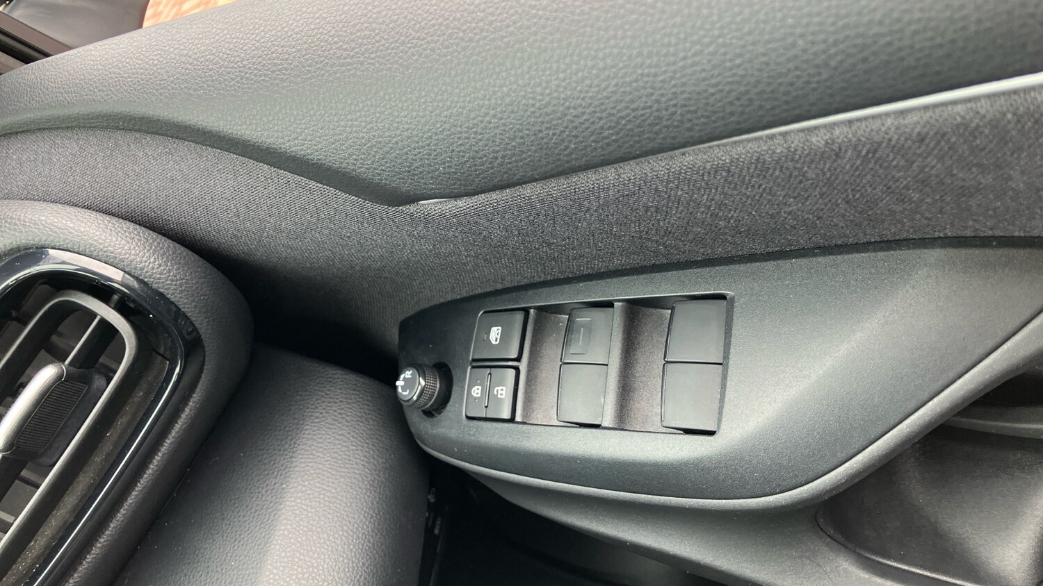 Used Toyota Yaris 2022 for sale - 78175687: Photo 54