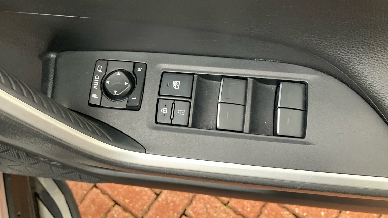 Used Toyota RAV4 2021 for sale - 76382556: Photo 43