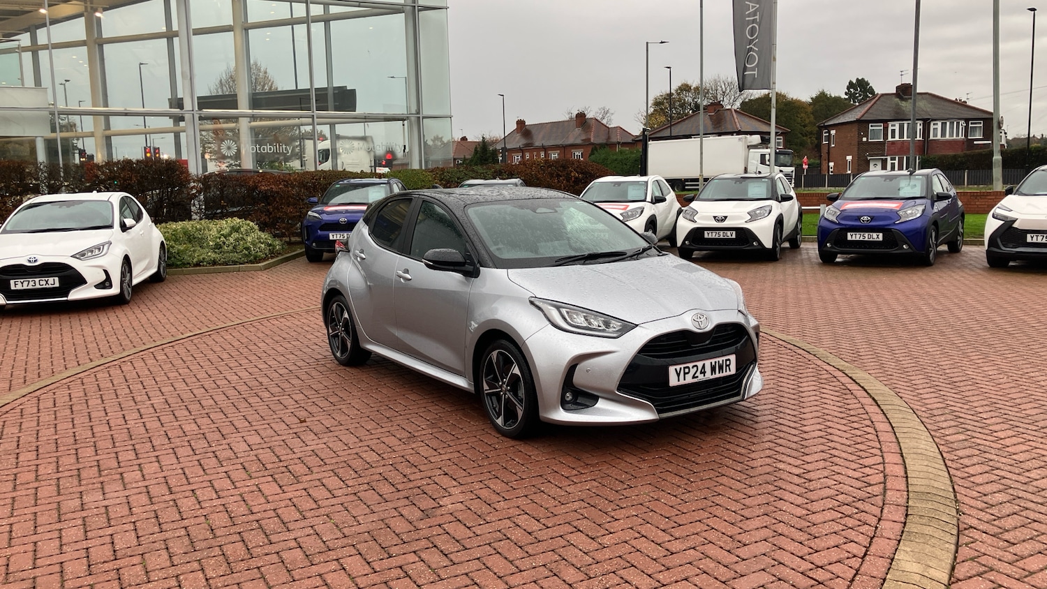 Used Toyota Yaris 2024 for sale - 76882298: Photo 31