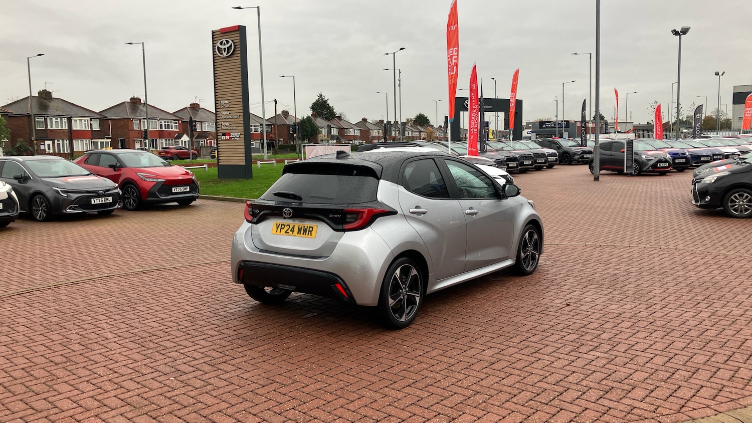 Used Toyota Yaris 2024 for sale - 76882298: Photo 38