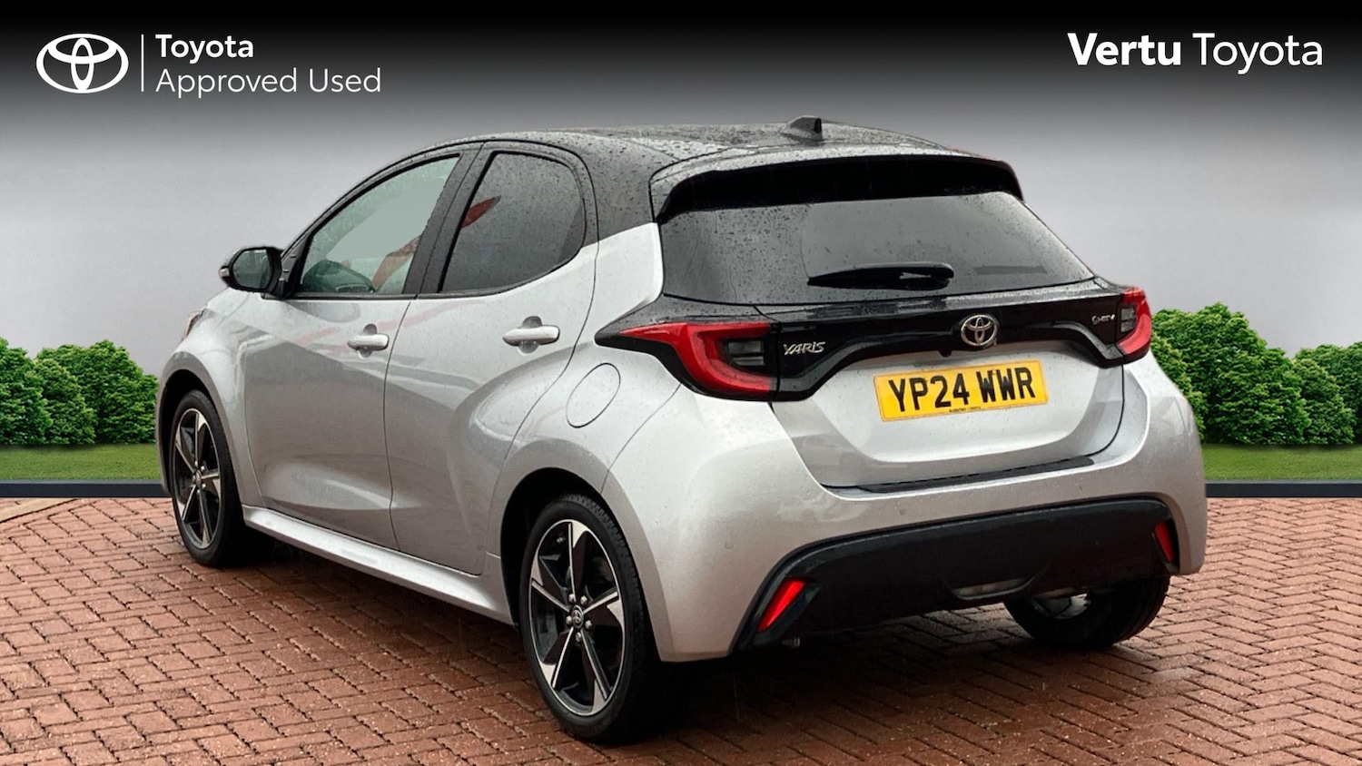 Used Toyota Yaris 2024 for sale - 76882298: Photo 4