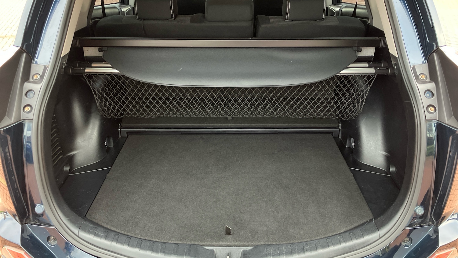 Used Toyota RAV4 2017 for sale - 76157722: Photo 14