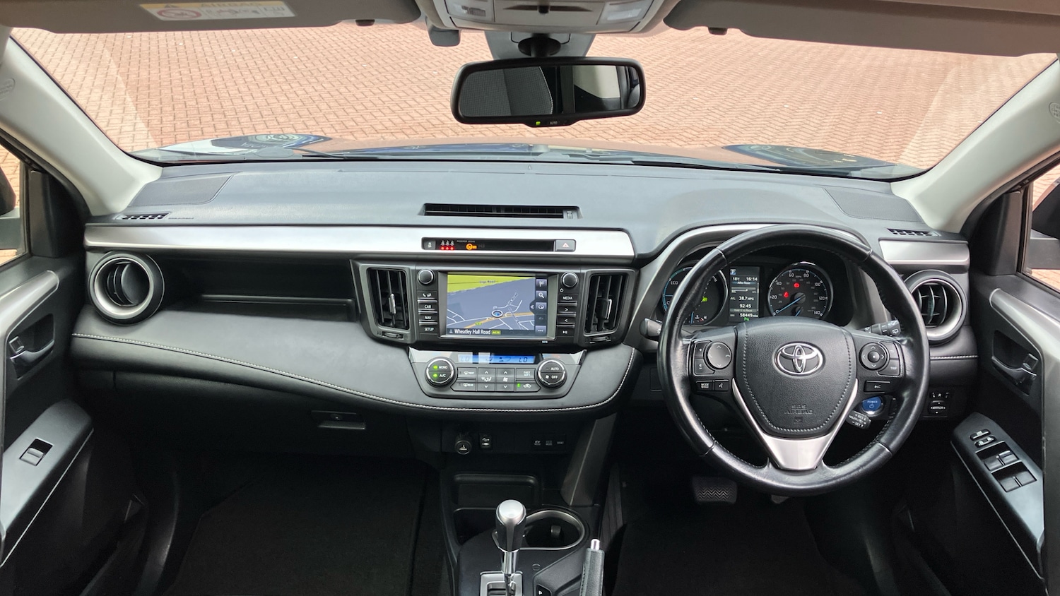 Used Toyota RAV4 2017 for sale - 76157722: Photo 5