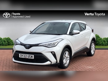 Toyota C-HR feature image 3