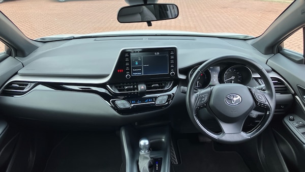 Used Toyota C-HR 2022 for sale - 76302081: Photo 5