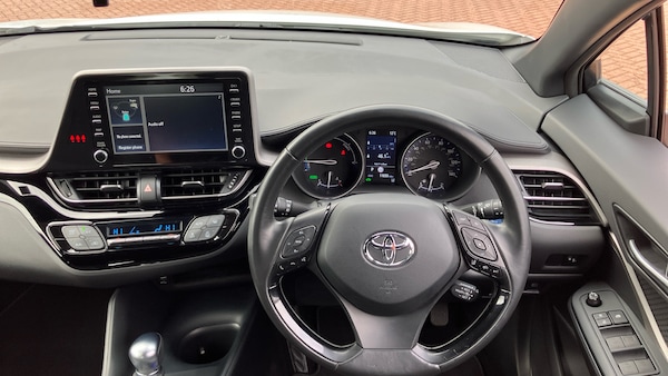 Used Toyota C-HR 2022 for sale - 76302081: Photo 6