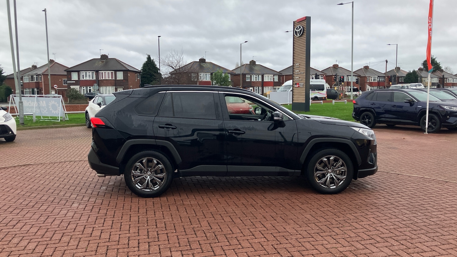 Used Toyota RAV4 2023 for sale - 76693186: Photo 30