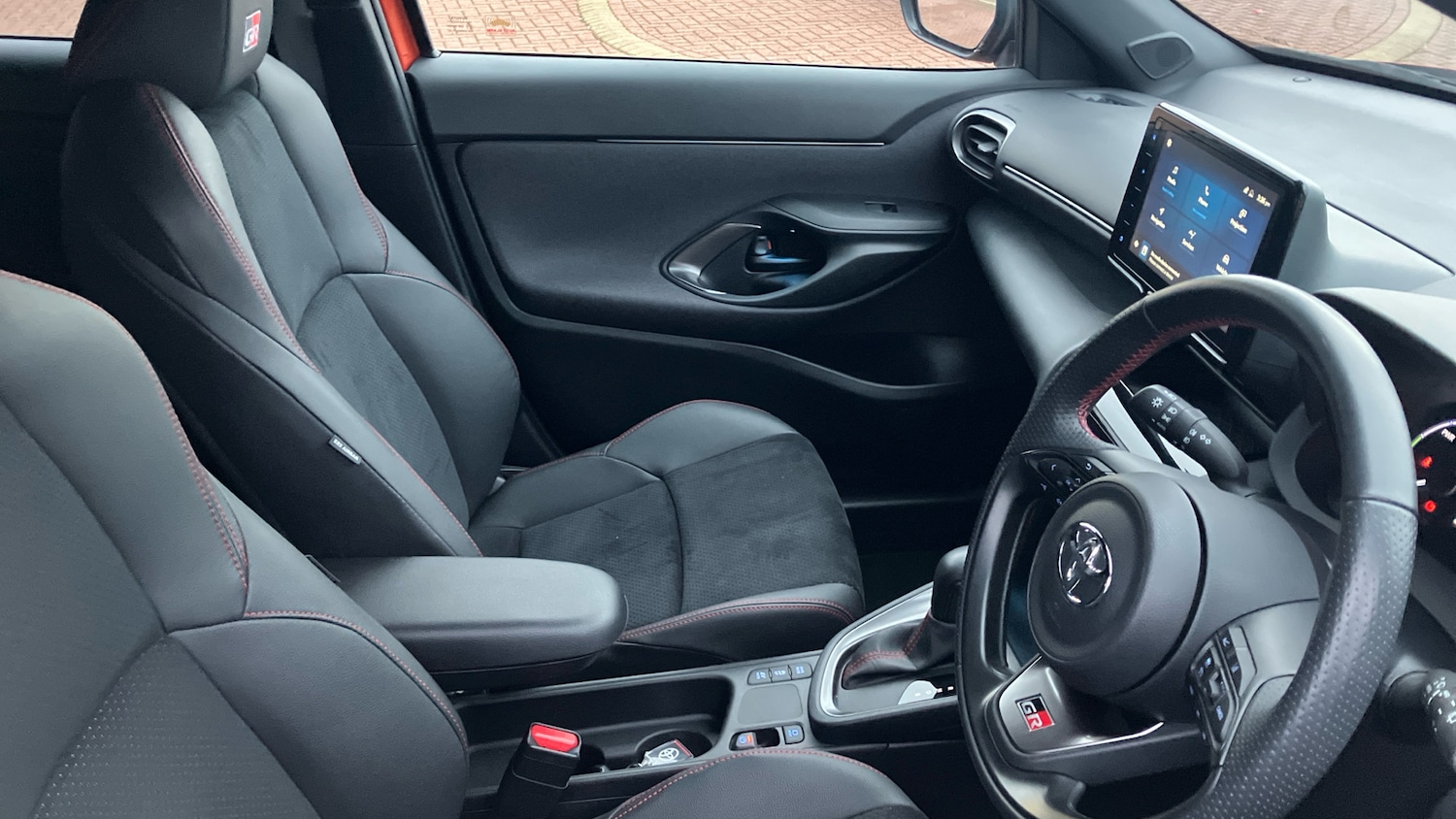 Used Toyota Yaris Cross 2023 for sale - 77116423: Photo 11