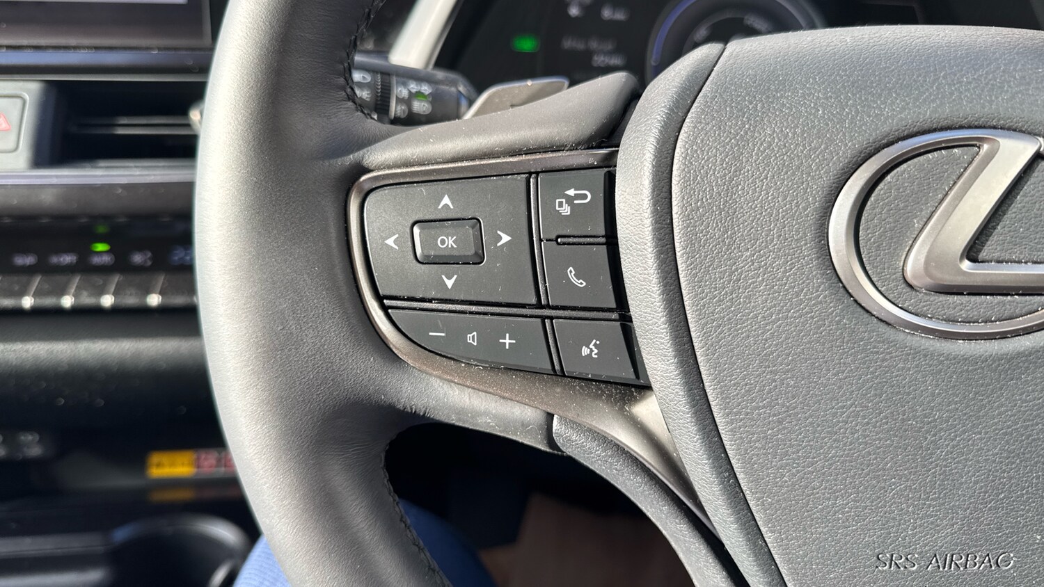 Used Lexus UX 2024 for sale - 77641243: Photo 38