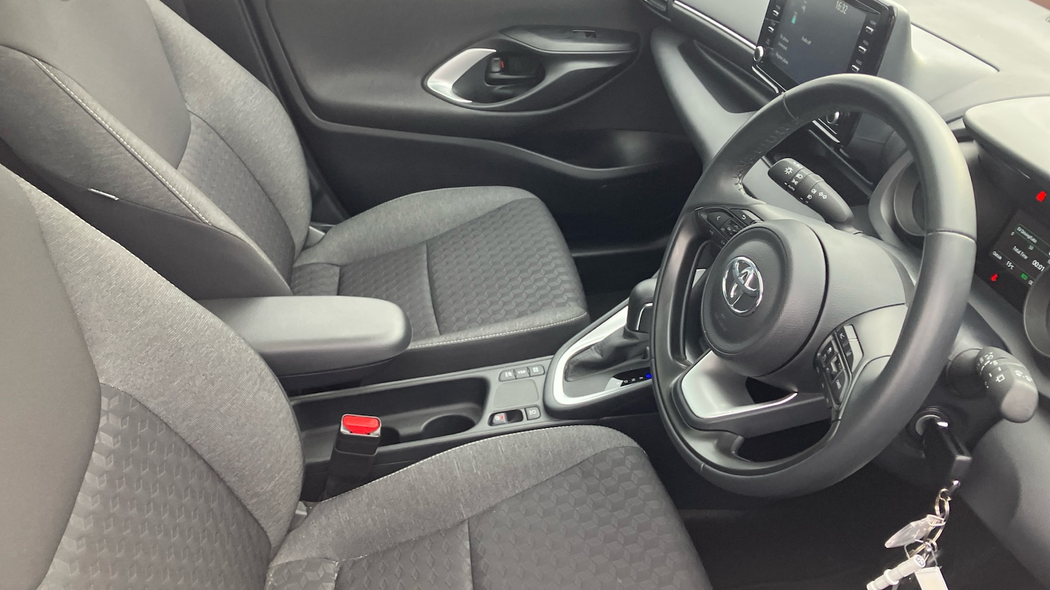 Used Toyota Yaris 2022 for sale - 76144519: Photo 11