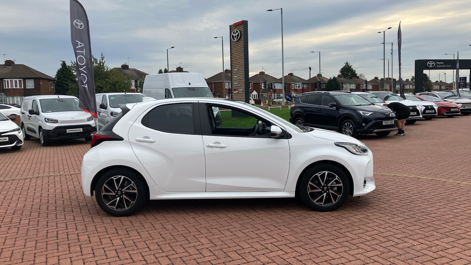 Used Toyota Yaris 2022 for sale - 76144519: Photo 16