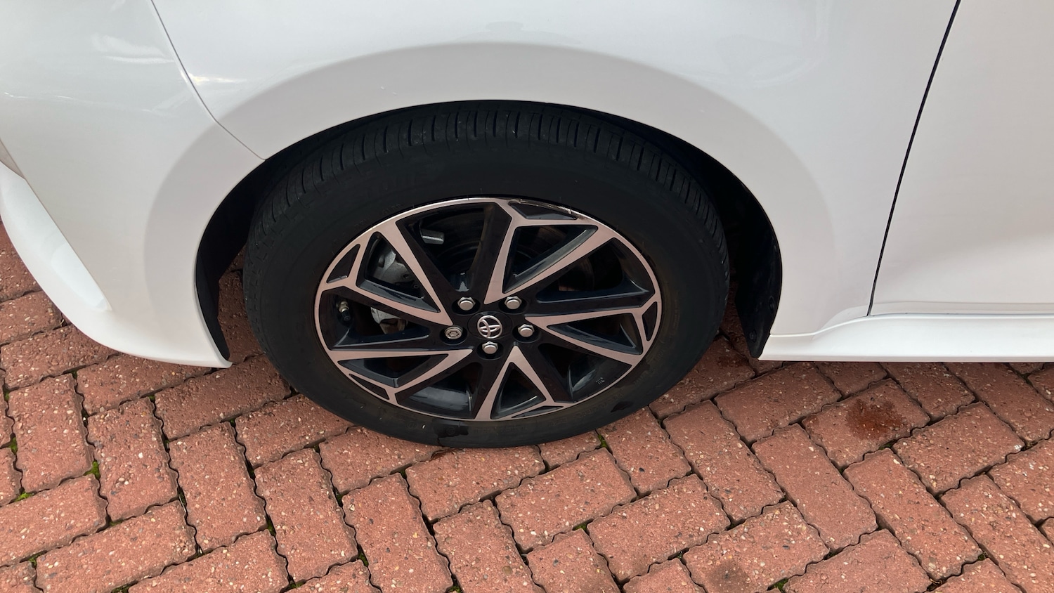 Used Toyota Yaris 2022 for sale - 76144519: Photo 30