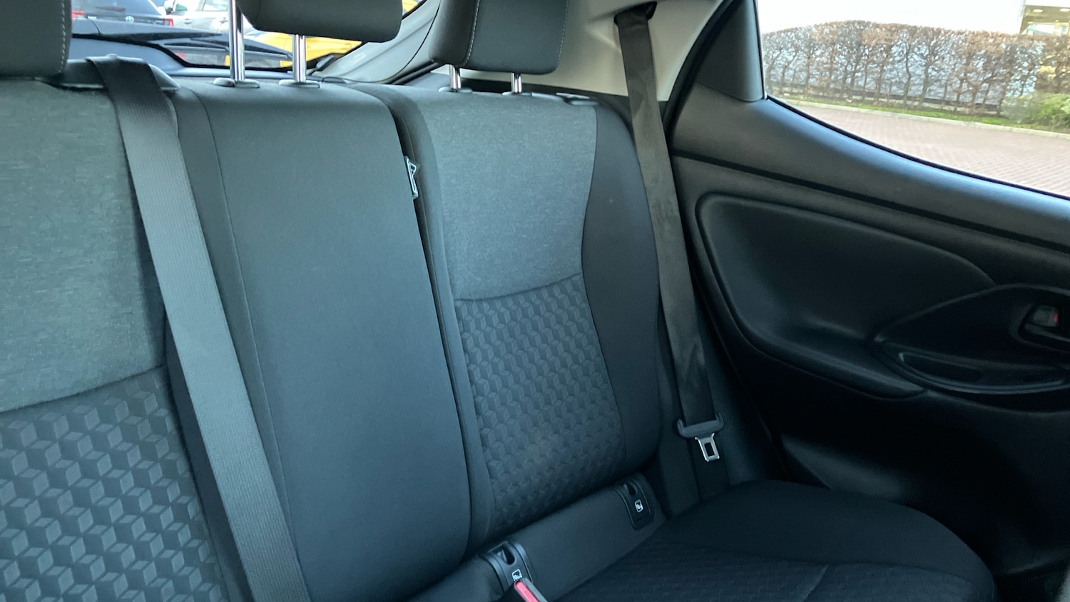 Used Toyota Yaris 2022 for sale - 77271287: Photo 20