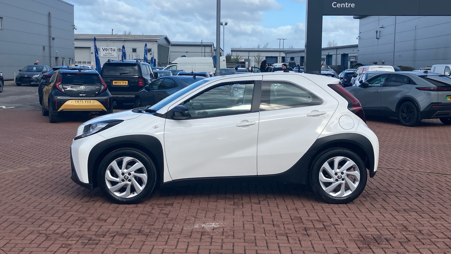 Used Toyota Aygo X 2022 for sale - 78190911: Photo 17