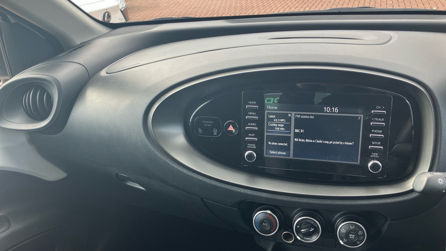 Used Toyota Aygo X 2022 for sale - 78190911: Photo 39