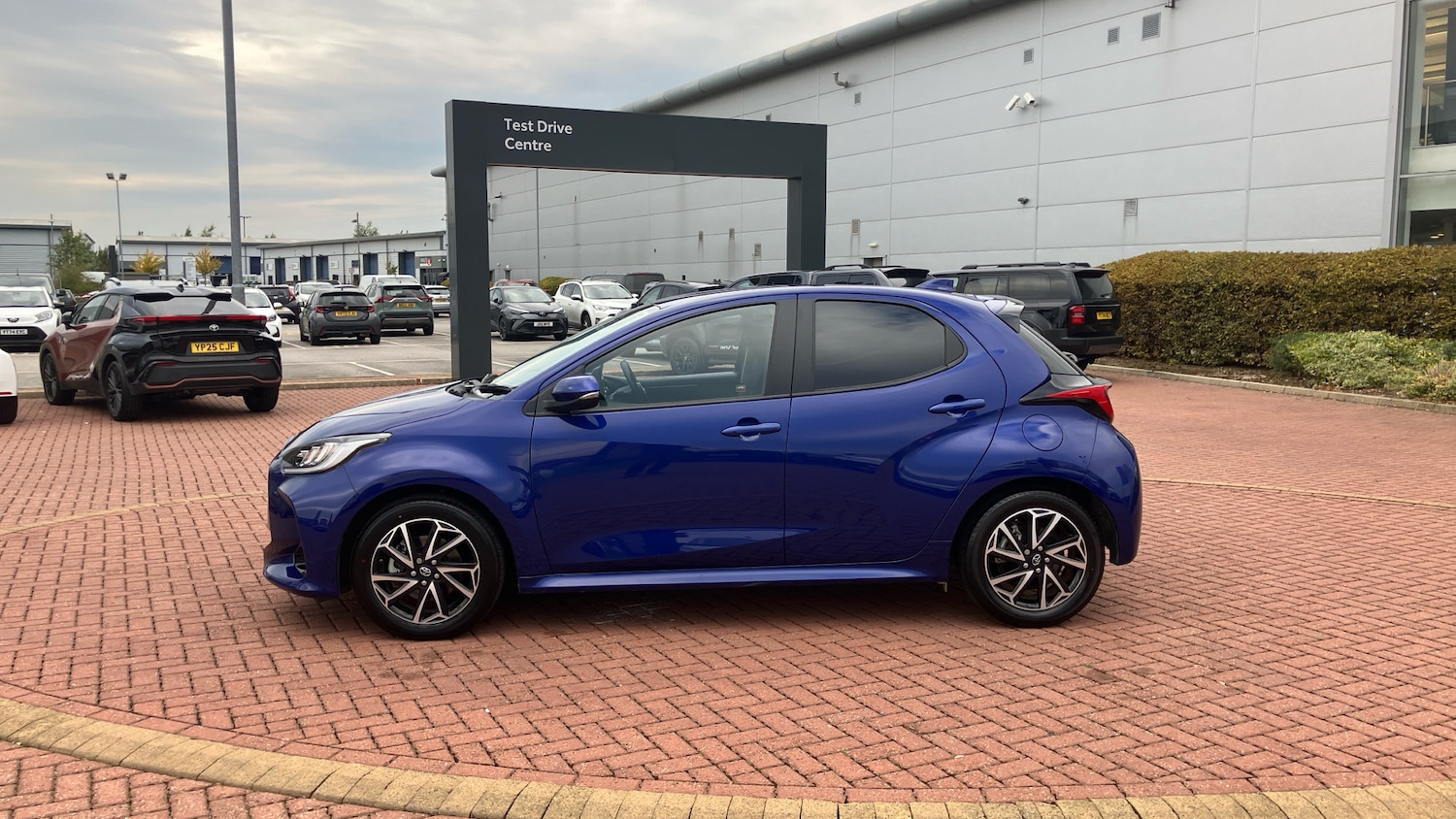 Used Toyota Yaris 2022 for sale - 76131166: Photo 17