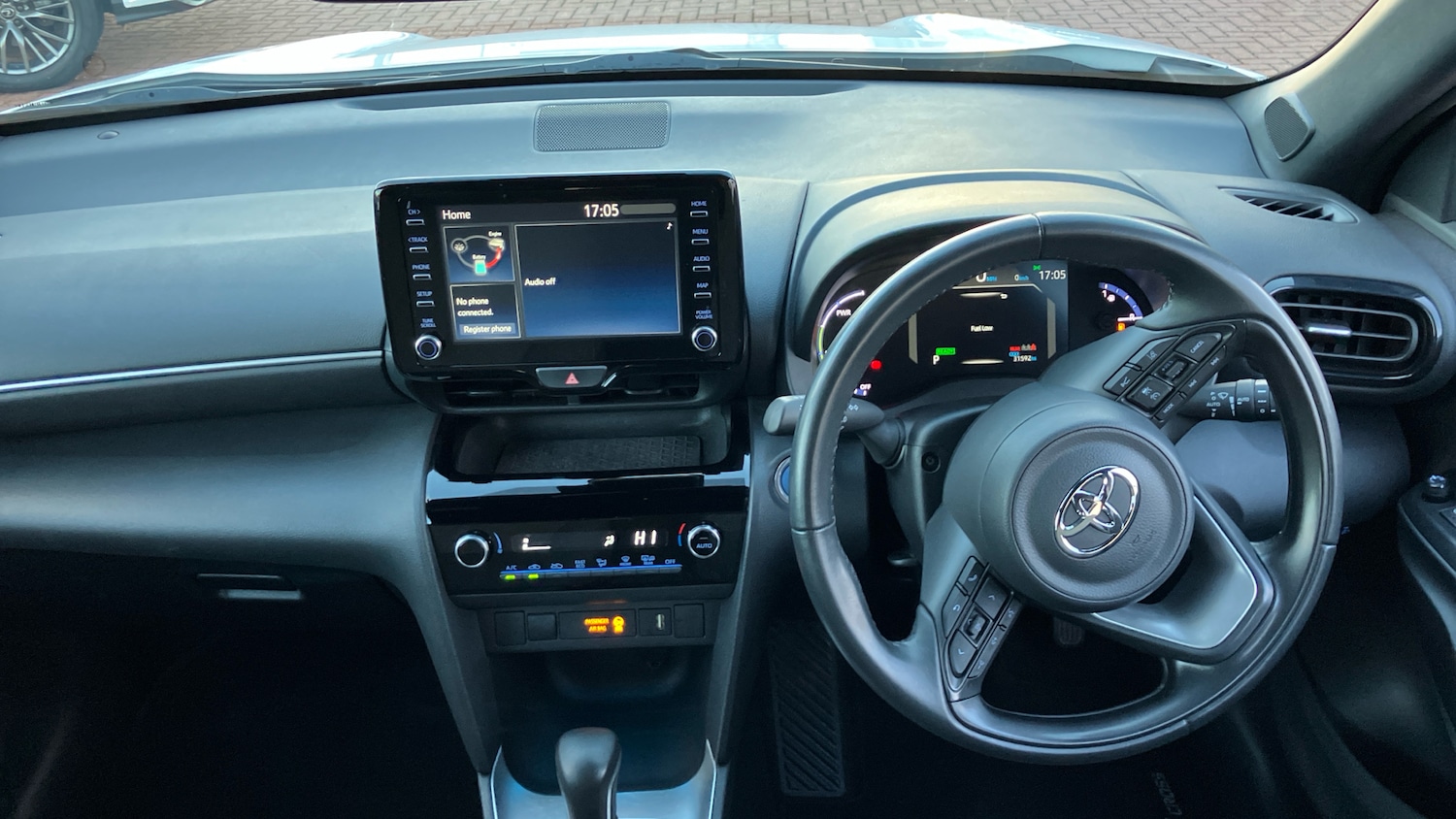 Used Toyota Yaris Cross 2022 for sale - 76384236: Photo 6