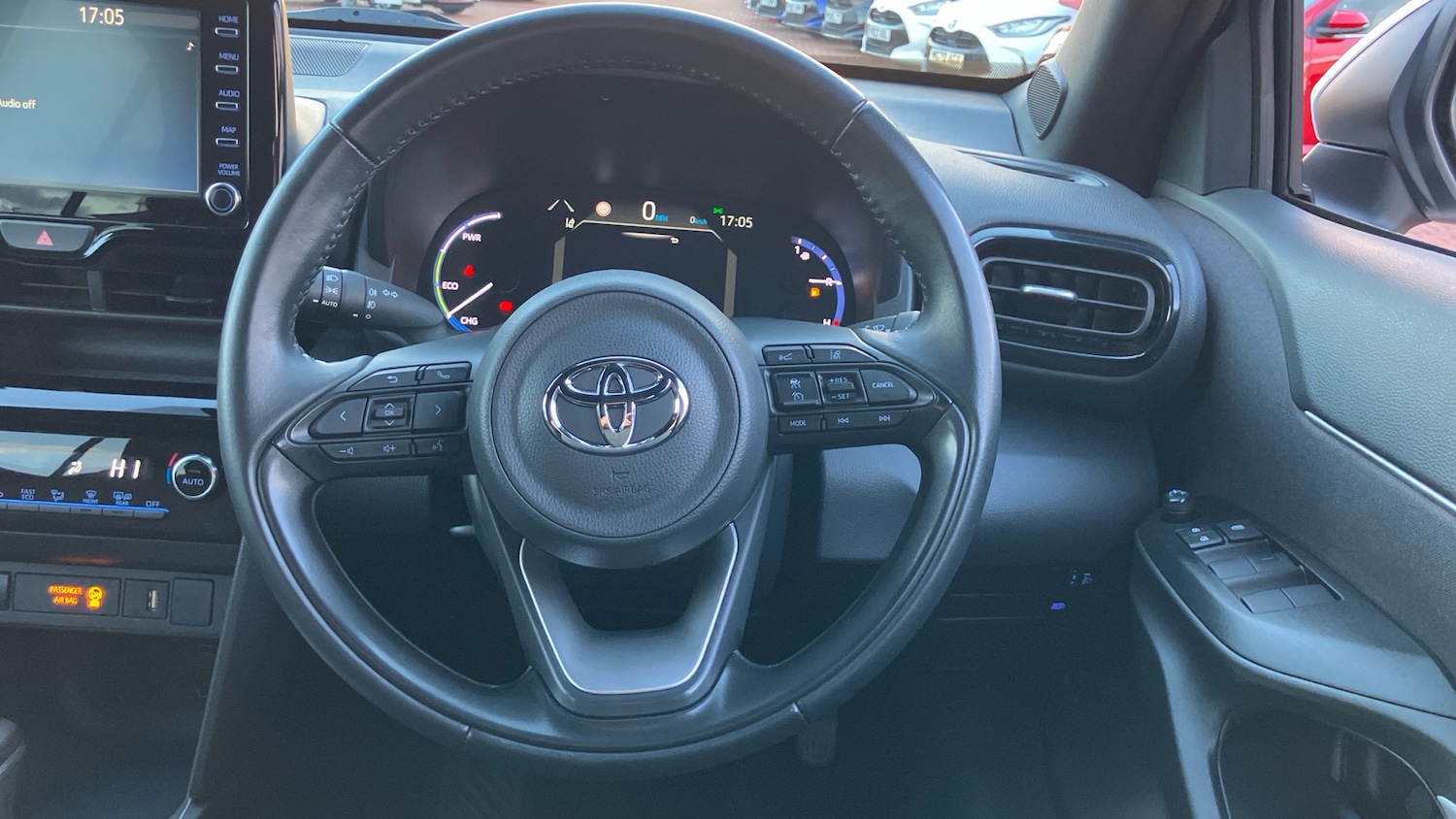 Used Toyota Yaris Cross 2022 for sale - 76384236: Photo 8