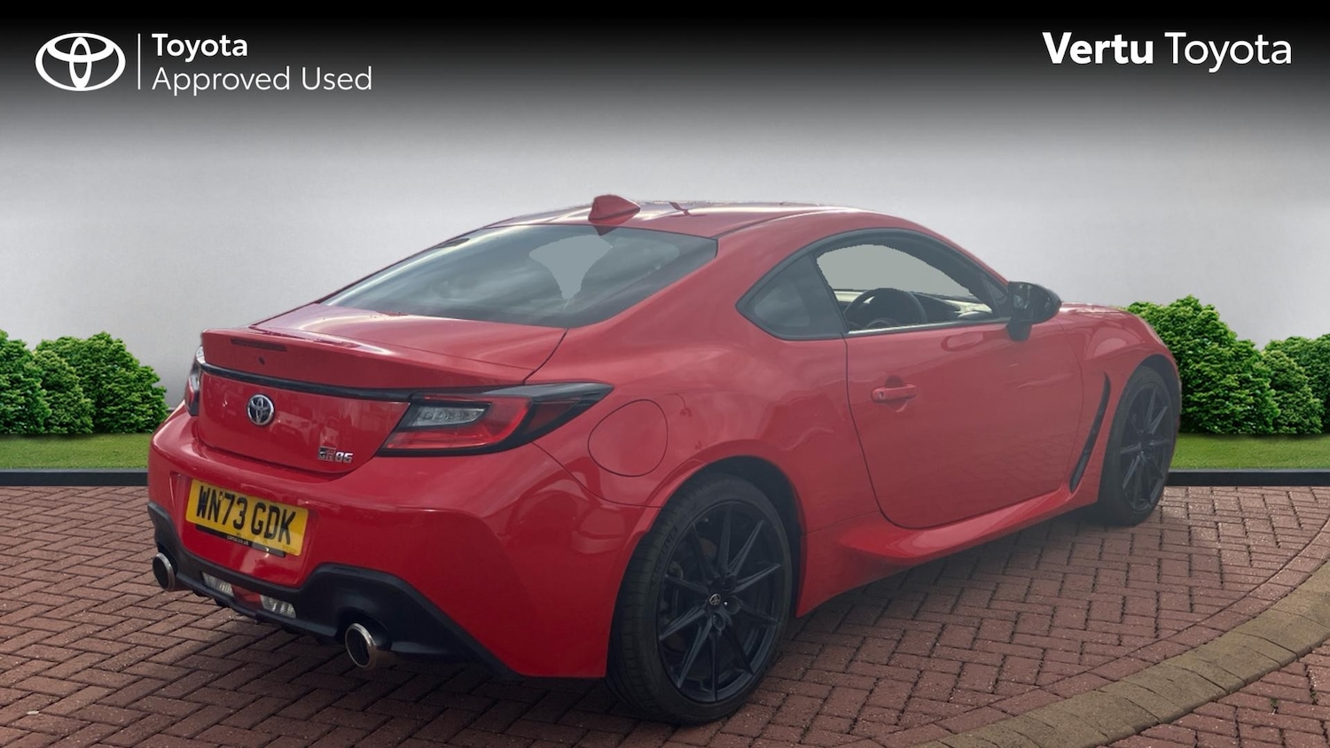 Used Toyota GR86 2023 for sale - 76402355: Photo 2
