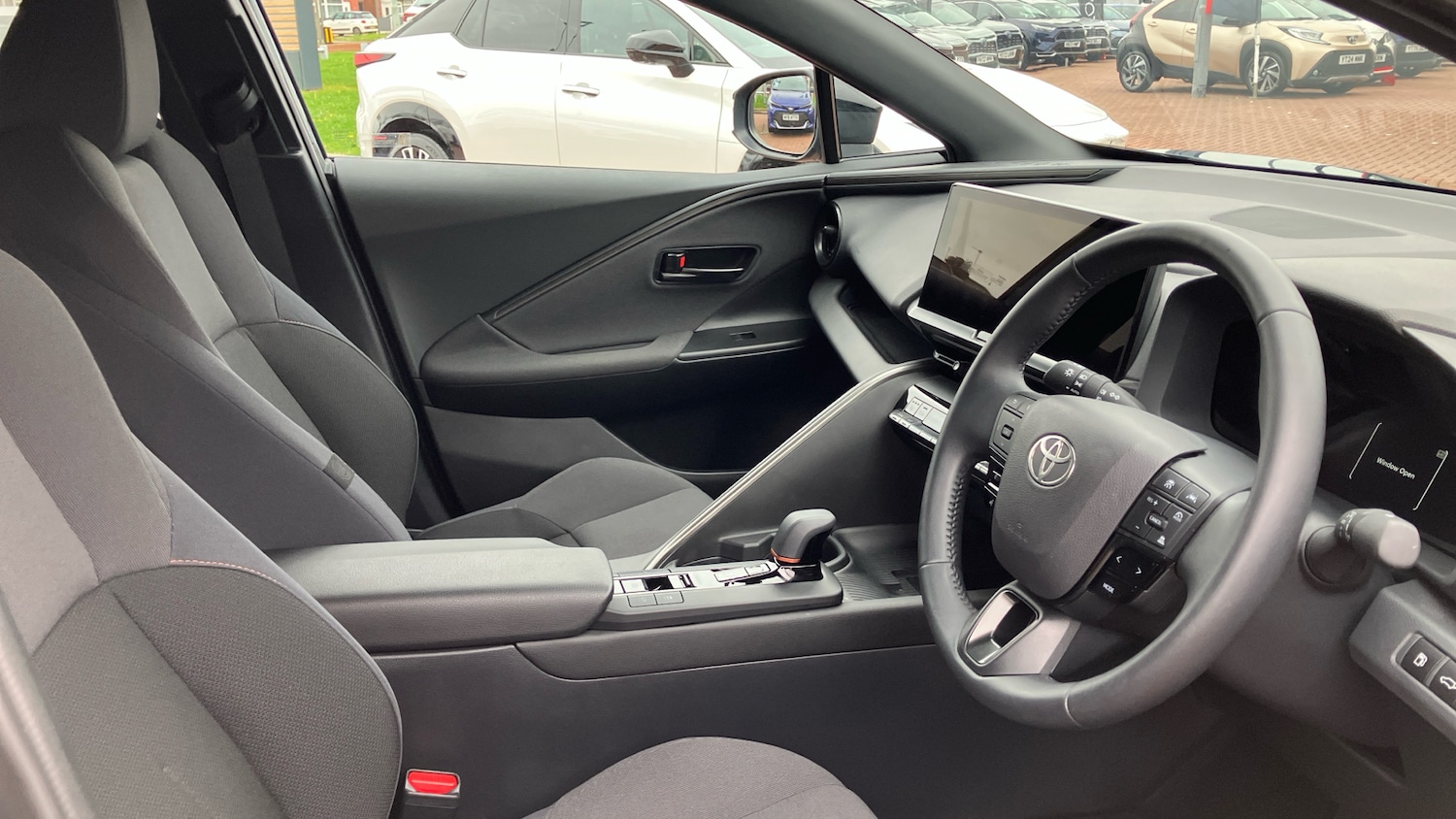 Used Toyota C-HR 2025 for sale - 78108136: Photo 12