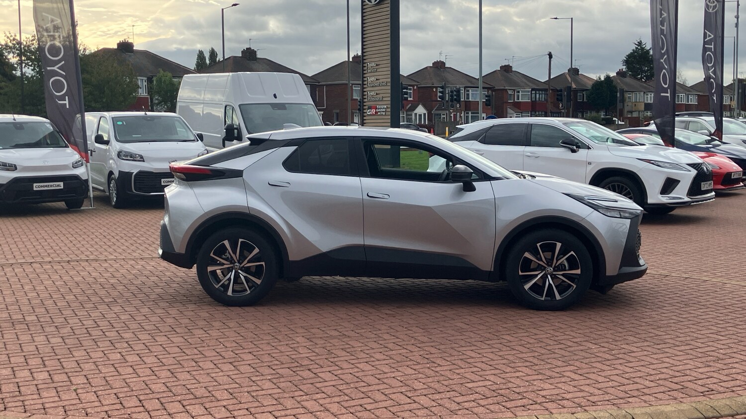 Used Toyota C-HR 2025 for sale - 76196311: Photo 16