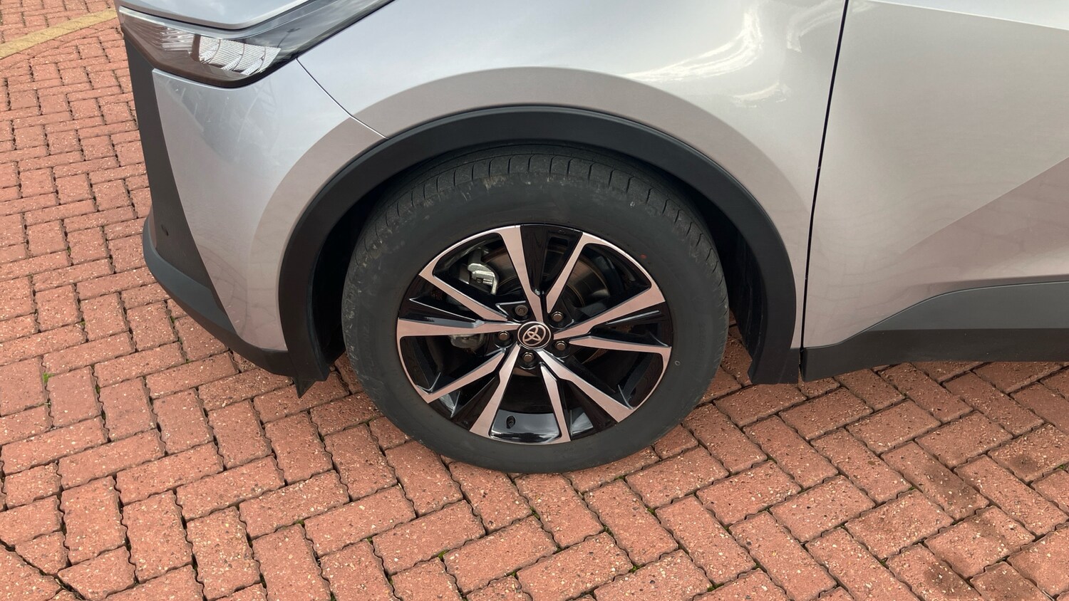 Used Toyota C-HR 2025 for sale - 76196311: Photo 33