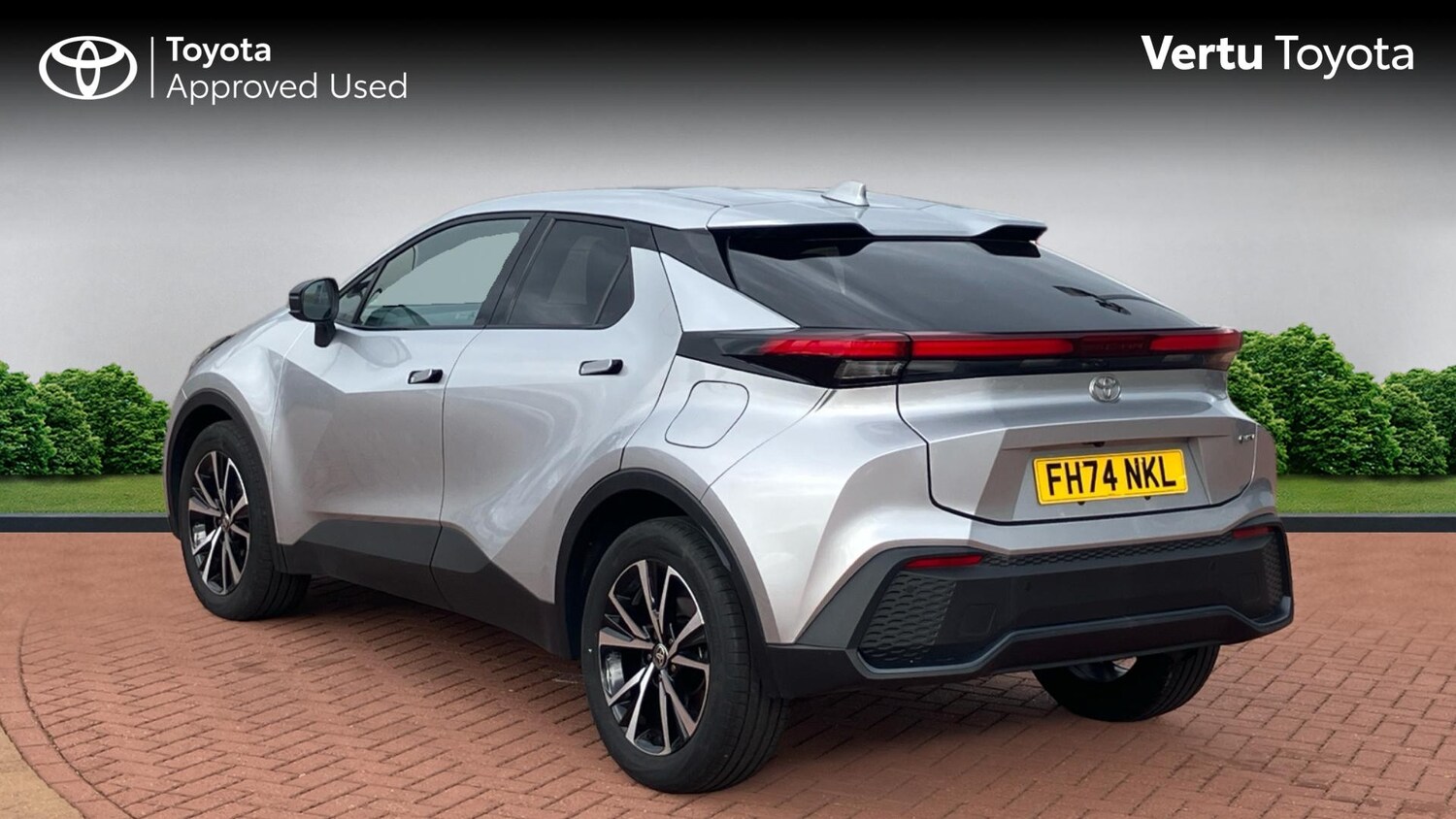 Used Toyota C-HR 2025 for sale - 76196311: Photo 4