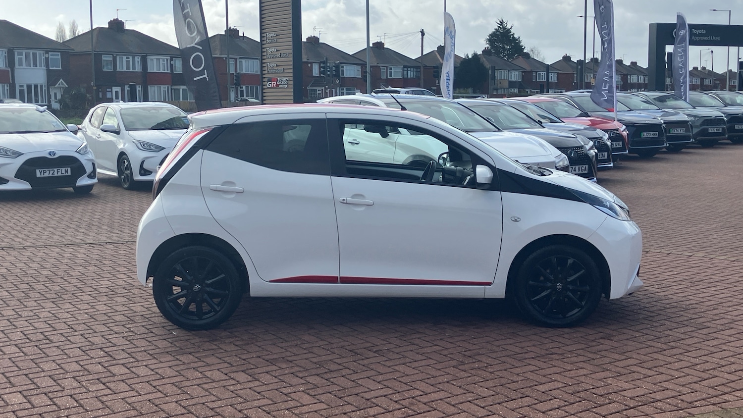 Used Toyota AYGO 2017 for sale - 78067353: Photo 16