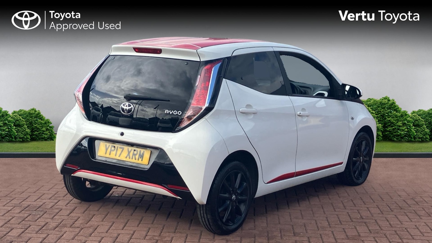Used Toyota AYGO 2017 for sale - 78067353: Photo 2
