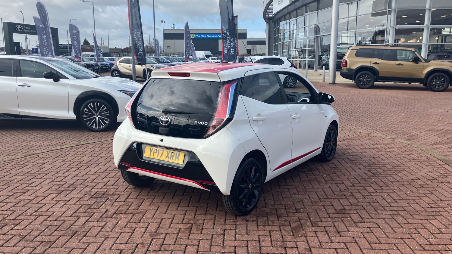 Used Toyota AYGO 2017 for sale - 78067353: Photo 28