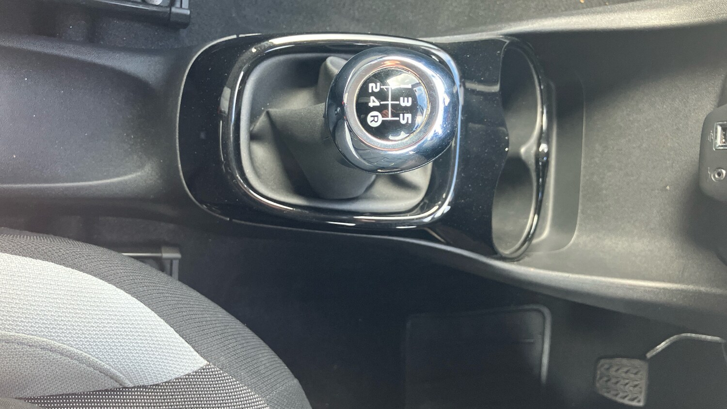 Used Toyota AYGO 2017 for sale - 78067353: Photo 39