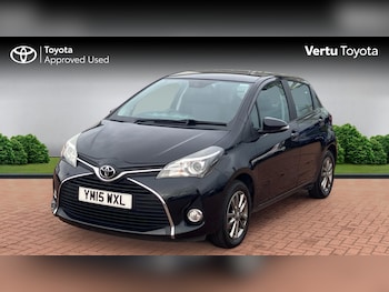 Used Toyota Yaris 2015 for sale - 76426210: Photo