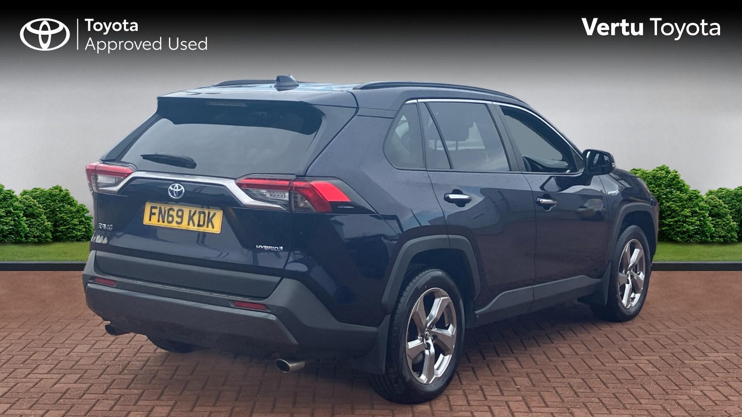 Used Toyota RAV4 2019 for sale - 77996935: Photo 2