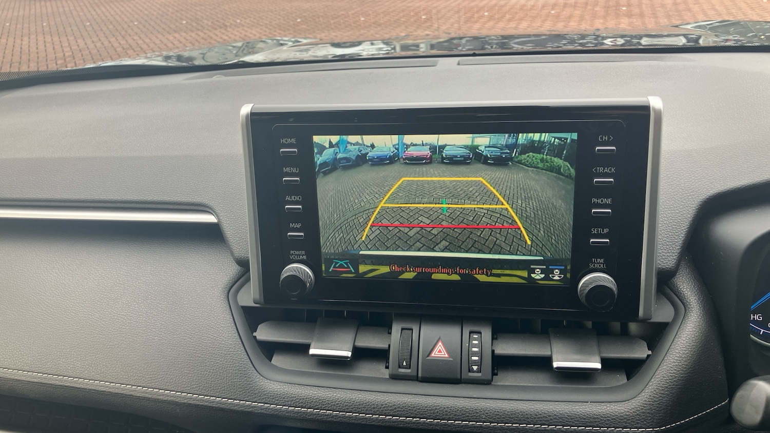 Used Toyota RAV4 2019 for sale - 77996935: Photo 27