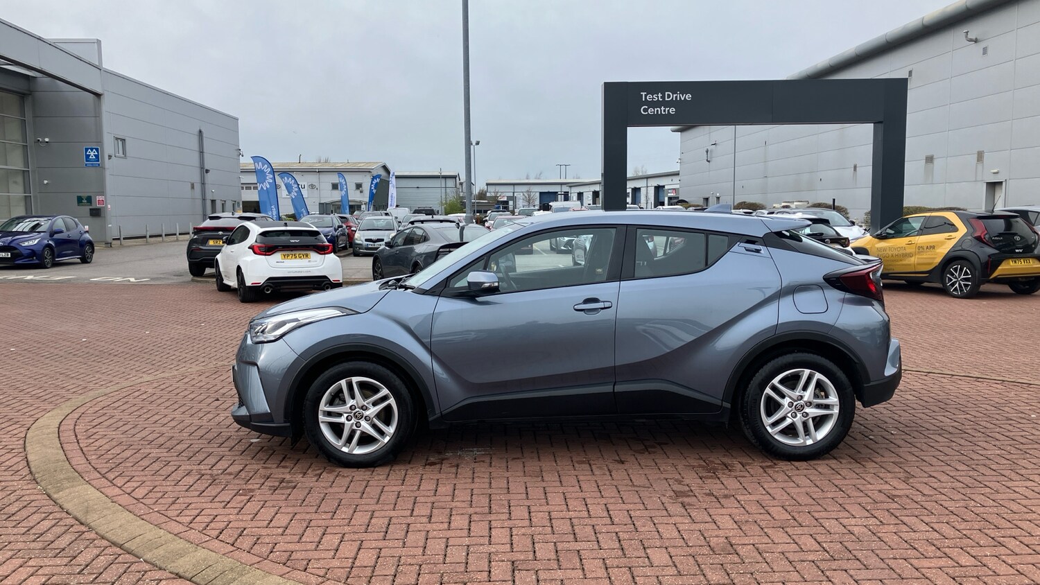 Used Toyota C-HR 2023 for sale - 78015107: Photo 37
