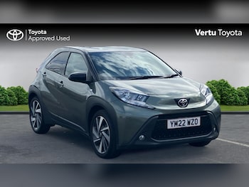 2022 (22) - 1.0 VVT-i Edge 5dr Auto