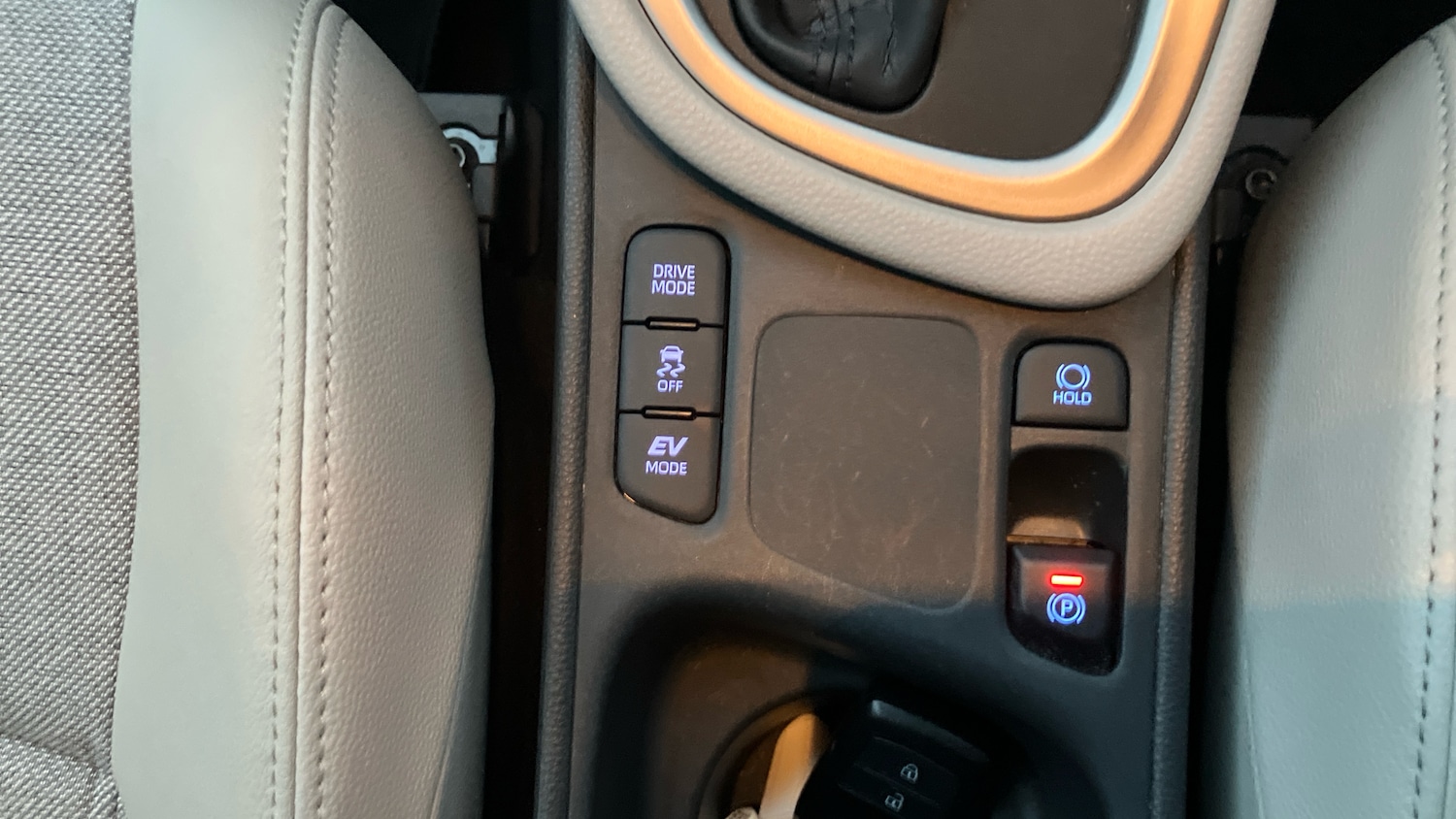 Used Toyota Yaris 2022 for sale - 76507294: Photo 34