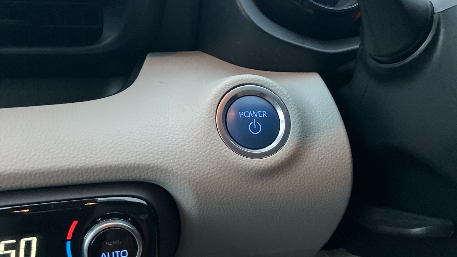 Used Toyota Yaris 2022 for sale - 76507294: Photo 37