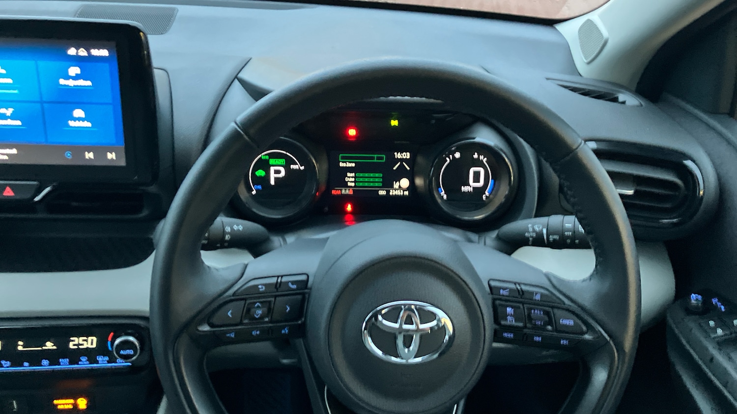 Used Toyota Yaris 2022 for sale - 76507294: Photo 8