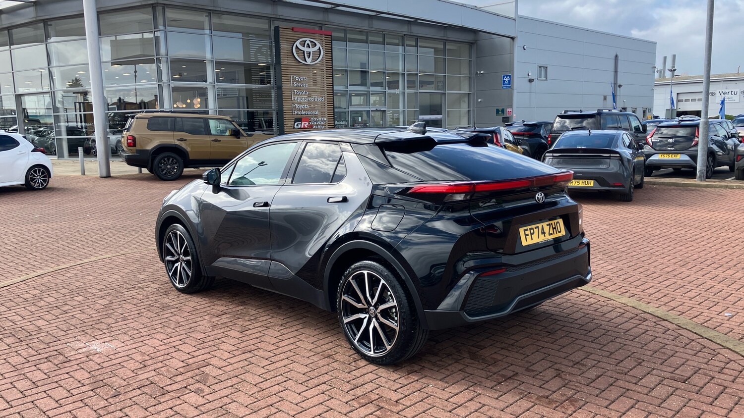 Used Toyota C-HR 2024 for sale - 78162338: Photo 32