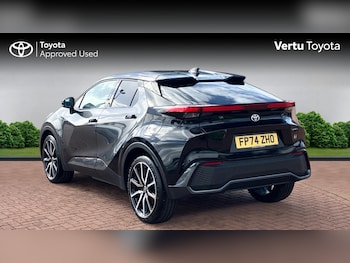 Used Toyota C-HR 2024 for sale - 78162338: Photo