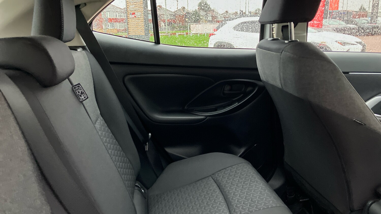 Used Toyota Yaris Cross 2024 for sale - 76565331: Photo 12