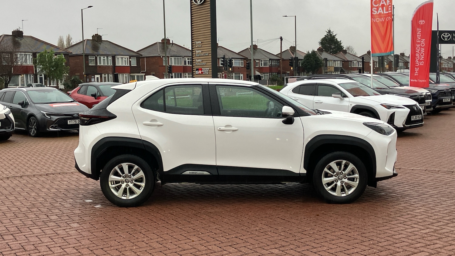 Used Toyota Yaris Cross 2024 for sale - 76565331: Photo 16