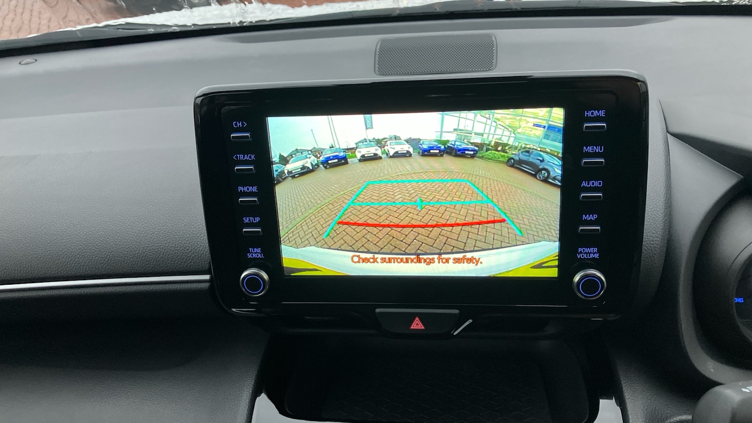 Used Toyota Yaris Cross 2024 for sale - 76565331: Photo 27