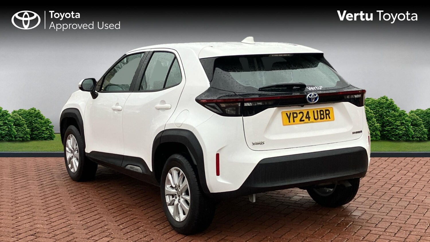 Used Toyota Yaris Cross 2024 for sale - 76565331: Photo 4