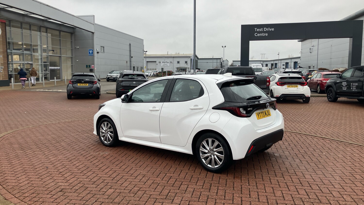 Used Toyota Yaris 2023 for sale - 77616627: Photo 32