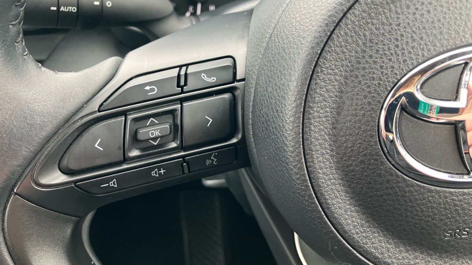 Used Toyota Yaris 2023 for sale - 77616627: Photo 37