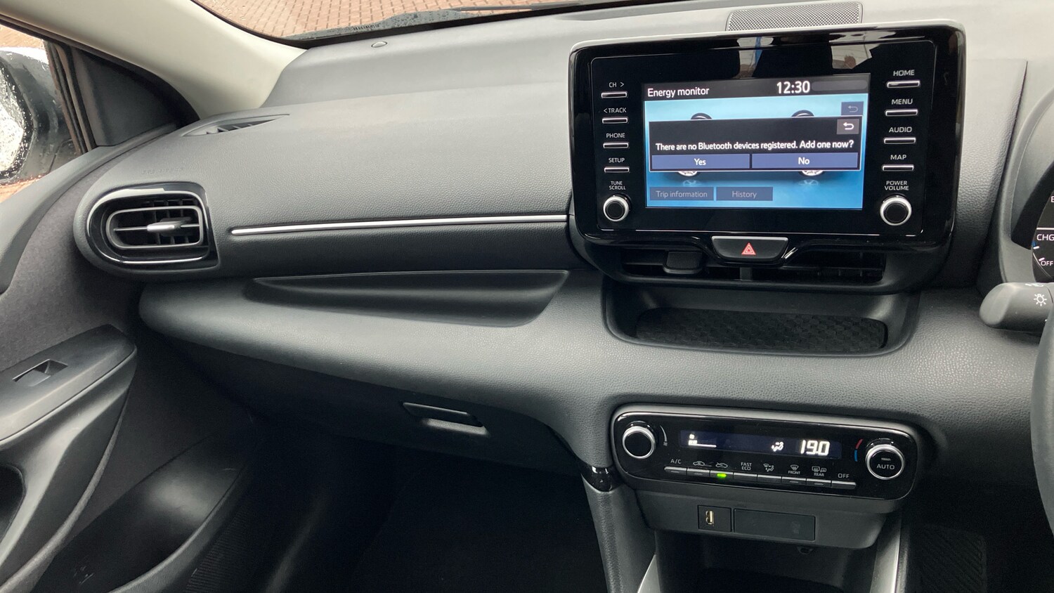 Used Toyota Yaris 2023 for sale - 77616627: Photo 41