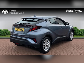 Used Toyota C-HR 2023 for sale - 78389470: Photo